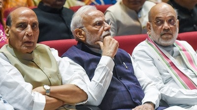 প্রধানমন্ত্রী নরেন্দ্র মোদীকে নিশানা করে সামাজিক মাধ্যমে ছড়িয়ে পড়া আপত্তিকর ও বিকৃত (মরফড) ছবি-ভিডিয়ো ঘিরে বড় পদক্ষেপ করল হায়দরাবাদ সাইবার ক্রাইম পুলিশ। (Rahul Singh) প্রধানমন্ত্রী নরেন্দ্র মোদীকে নিশানা করে সামাজিক মাধ্যমে ছড়িয়ে পড়া আপত্তিকর ও বিকৃত (মরফড) ছবি-ভিডিয়ো ঘিরে বড় পদক্ষেপ করল হায়দরাবাদ সাইবার ক্রাইম পুলিশ। (Rahul Singh)