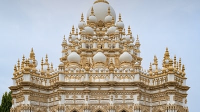 Inside Mahabat Maqbara: read on to see the details on Junagadh’s architectural gem. (Instagram/ Architectural Digest India) Inside Mahabat Maqbara: read on to see the details on Junagadh’s architectural gem. (Instagram/ Architectural Digest India)