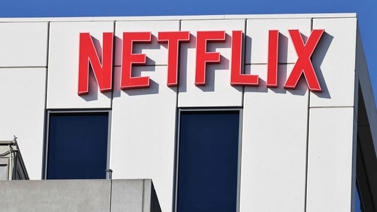Netflix denies allegations, stating the film was delivered without security measures while plaintiffs accuse it of extorting money over the incident.