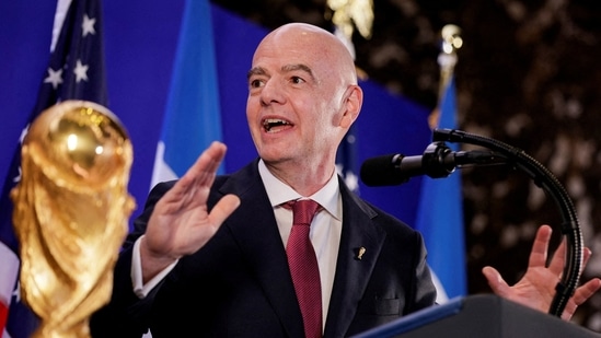 FIFA's proposal to bring outside investors into its commercial operations has now collapsed.