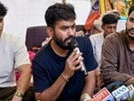 Abhijeet Dipke commented on PM Modi's video, asking whether the government would also withdrawn cases against the student protesters.