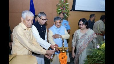 Haryana governor Ashim Kumar Ghosh with his Punjab counterpart Gulab Chand Kataria lighting the ceremonial lamp during a conference on ‘War Against Drugs’ at Rajiv Gandhi National University of Law in Patiala on Saturday. (x) Haryana governor Ashim Kumar Ghosh with his Punjab counterpart Gulab Chand Kataria lighting the ceremonial lamp during a conference on ‘War Against Drugs’ at Rajiv Gandhi National University of Law in Patiala on Saturday. (x)