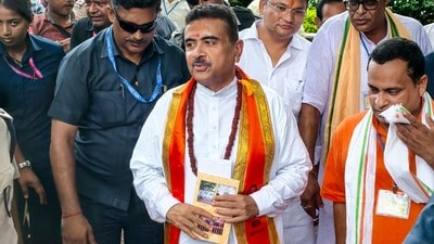 কলকাতার স্কুলে ইসকনের মাধ্যমে মিড ডে মিল দেওয়া হবে। (ফাইল ছবি, সৌজন্যে পিটিআই) কলকাতার স্কুলে ইসকনের মাধ্যমে মিড ডে মিল দেওয়া হবে। (ফাইল ছবি, সৌজন্যে পিটিআই)