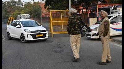 The operation was carried out by Phase 11 police station teams led by SHO Aman, under the supervision of DSP City-2 Harsimran Singh Ball and directions of Mohali SSP Harmandeep Singh Hans. (HT File)
