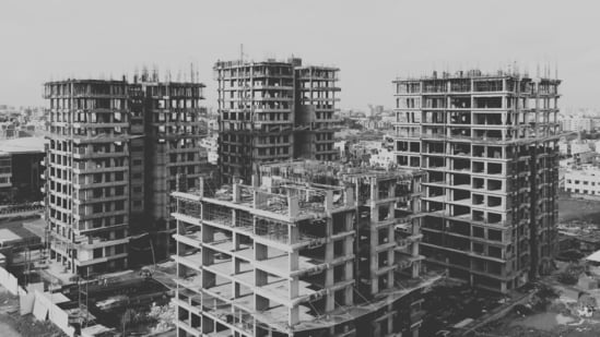 The Union housing and urban affairs ministry on July 31 issued an advisory asking all state real estate regulatory authorities to grant a four-month extension to builders for registration and completion timelines.