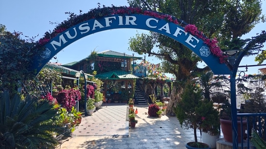Musafir Cafe was filmed at a real location in Mussoorie.