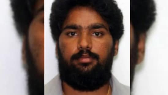 Toronto Police have issued a Canada-wide warrant for Gangadhar Babu, who is accused of operating as a psychic and spiritual healer in an alleged fraud investigation.