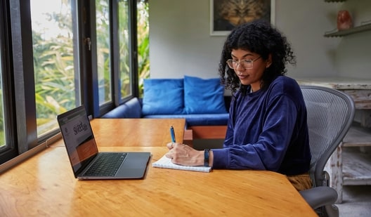 A psychology graduate shares her job search struggle.