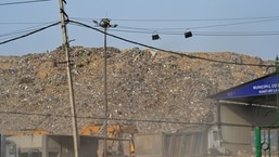 Waste dumped at Okhla landfill till 2025 cleared: Delhi government Waste dumped at Okhla landfill till 2025 cleared: Delhi government