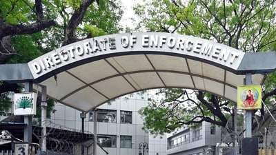 Security personnel stand guard outside the Enforcement Directorate (ED) office in New Delhi. (HT File)