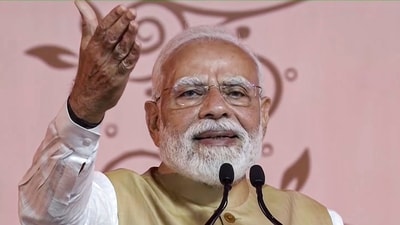 Prime Minister Narendra Modi addresses the gathering during the inauguration of Swami Vivekananda Cultural Youth Centre, in Mysuru, Karnataka. (PTI) Prime Minister Narendra Modi addresses the gathering during the inauguration of Swami Vivekananda Cultural Youth Centre, in Mysuru, Karnataka. (PTI)