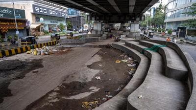 iMumbai, India - August 02, 2026: Beauty enhancement work is underway beneath the Gokhale Bridge in Andheri, Mumbai, as civic authorities carry out Sports arena and infrastructure improvement works to transform the space beneath the flyover in mumbai, India, on Sunday, August 02, 2026. (Photo by Satish Bate/ Hindustan Times) (Hindustan Times) iMumbai, India - August 02, 2026: Beauty enhancement work is underway beneath the Gokhale Bridge in Andheri, Mumbai, as civic authorities carry out Sports arena and infrastructure improvement works to transform the space beneath the flyover in mumbai, India, on Sunday, August 02, 2026. (Photo by Satish Bate/ Hindustan Times) (Hindustan Times)