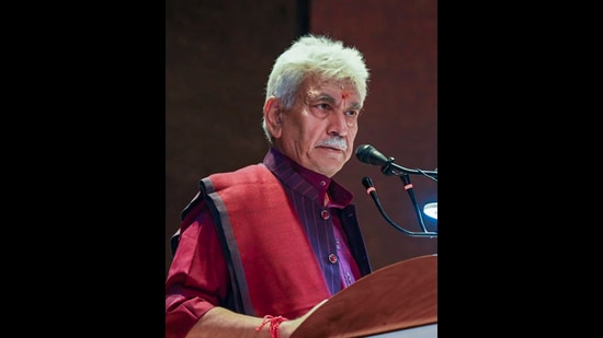 Jammu and Kashmir LG Manoj Sinha during the "Nasha Mukt Yuva for Viksit Bharat Sankalp Abhiyan" event, in Srinagar. (PTI)