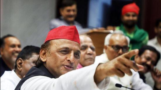 Samajwadi Party national president Akhilesh Yadav at a press conference in Lucknow on Sunday. (ANI PHOTO)