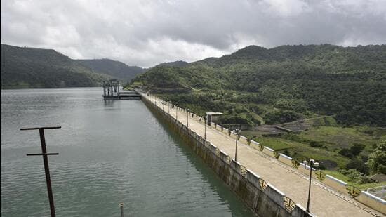 The current alignment of the proposed road lies very close to the Vaitarna dam, which supplies water to Mumbai (HT PHOTO)