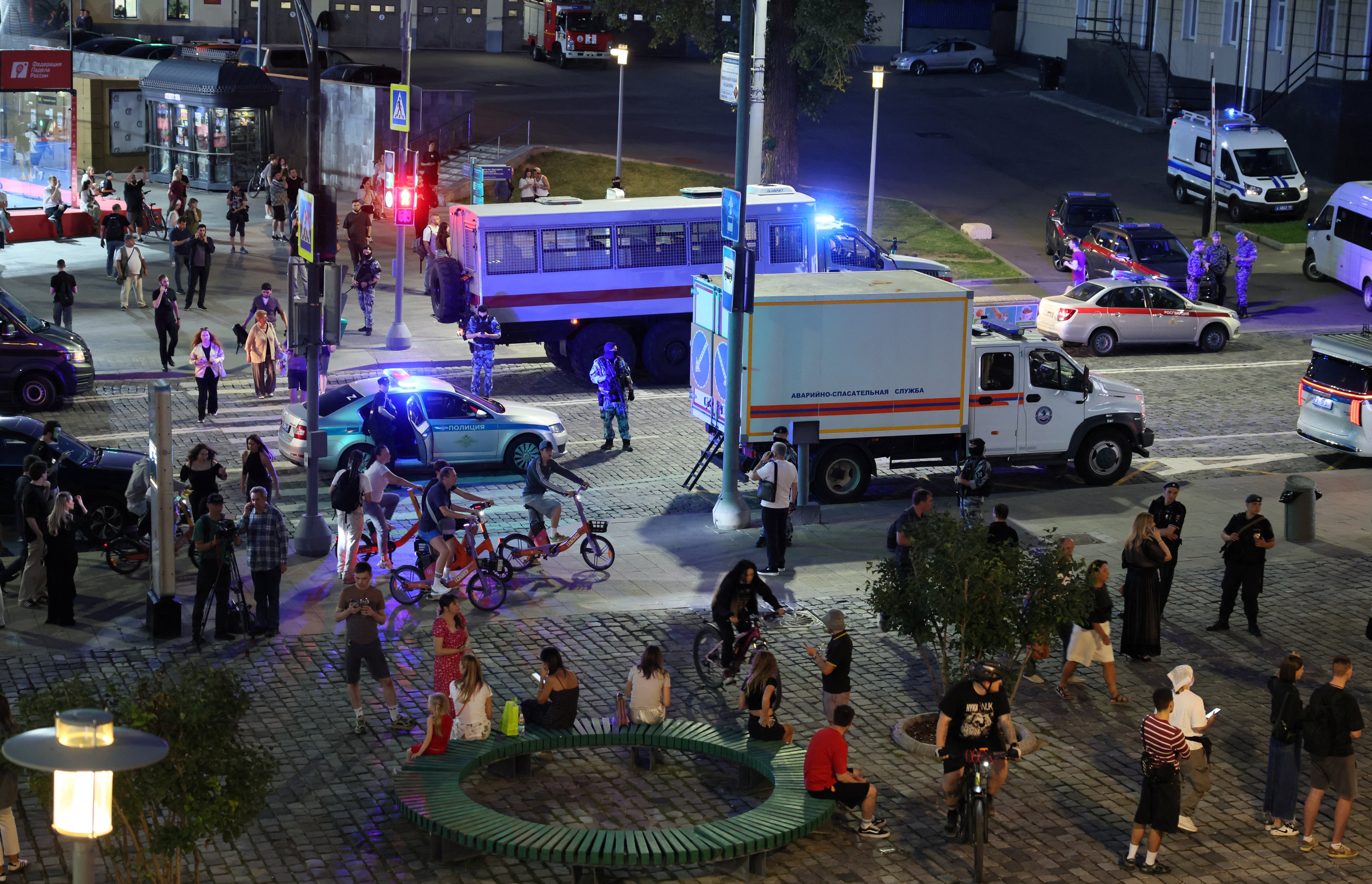 Law enforcement officers and emergency services personnel near the site of an explosion at a restaurant in central Moscow, Russia August 1, 2026. (REUTERS)