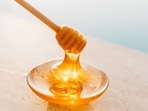 Dabur Himalayan Organic Apple Cider Vinegar and Dabur Organic Honey were found displaying the Jaivik Bharat Logo without valid FSSAI organic endorsement.