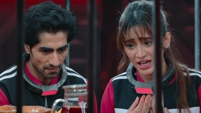 Lock Upp 2: Shivangi Joshi's shocking eviction sparks fan war after Harshad Chopda becomes first finalist. (Netflix India) Lock Upp 2: Shivangi Joshi's shocking eviction sparks fan war after Harshad Chopda becomes first finalist. (Netflix India)