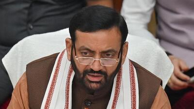 Haryana chief minister Nayab Singh Saini on Monday approved the construction of an integrated railway over bridge (ROB) in Rewari district to replace three busy railway level crossings, paving the way for a permanent solution to the city’s long-standing traffic congestion caused by frequent closure of railway gates. (HT File) Haryana chief minister Nayab Singh Saini on Monday approved the construction of an integrated railway over bridge (ROB) in Rewari district to replace three busy railway level crossings, paving the way for a permanent solution to the city’s long-standing traffic congestion caused by frequent closure of railway gates. (HT File)
