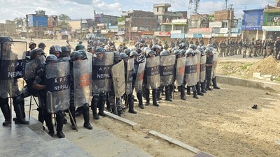 নেপালে আবারও হিন্দু রাষ্ট্র পুনর্বহালের দাবি জোরালো হচ্ছে। (REUTERS)