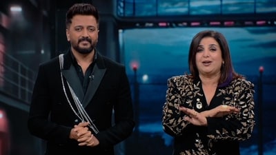 Riteish Deshmukh co-hosts the reality show Lock Upp with Farah Khan. Riteish Deshmukh co-hosts the reality show Lock Upp with Farah Khan.