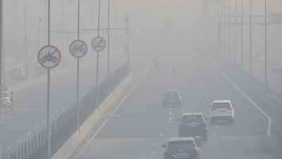 Air quality-linked illnesses now constitute 9% of all hospitalisation claims in India, up from 6.4% in 2022. (Photo: HT Archive) Air quality-linked illnesses now constitute 9% of all hospitalisation claims in India, up from 6.4% in 2022. (Photo: HT Archive)