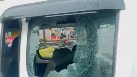 It is not clear why the Kanwariyas threw stones at the windshield and the van’s windows. (X)