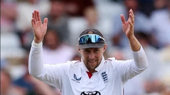 Joe Root reacts (Reuters)