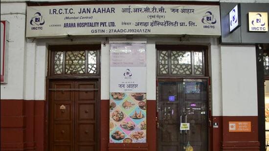 Mumbai, India - 03, Aug 2025: IRCTC Shuts Mumbai Central Jan Aahar Outlet over Hygiene and Food Quality Violations, in Mumbai, India, on Monday, Aug 03, 2026. (Photo by Bhushan Koyande/HT Photo)