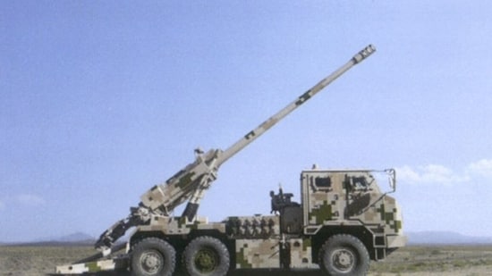 Manufactured by China's state-owned defence company NORINCO, the SH-15 is a 155 mm self-propelled gun-howitzer.