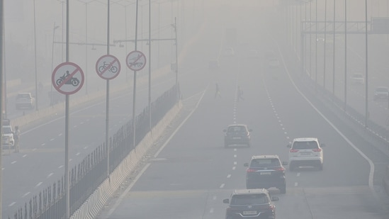 Air quality-linked illnesses now constitute 9% of all hospitalisation claims in India, up from 6.4% in 2022. (Photo: HT Archive)