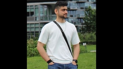 Akash Sampurnanand Pandey is a New York-based software engineer and IIT BHU alumnus. (X/@late_bloomer_7)
