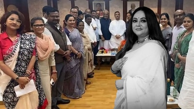 ‘জনতার ট্যাক্সের টাকায় ফ্লাইটে দিল্লি গিয়ে পার্লামেন্ট খেলা!’ রচনাদের নিয়ে চাঁচাছোলা শ্রীলেখা ‘জনতার ট্যাক্সের টাকায় ফ্লাইটে দিল্লি গিয়ে পার্লামেন্ট খেলা!’ রচনাদের নিয়ে চাঁচাছোলা শ্রীলেখা