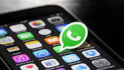 వాట్సాప్ సేవలకు తీవ్ర అంతరాయం.. (Representational image)