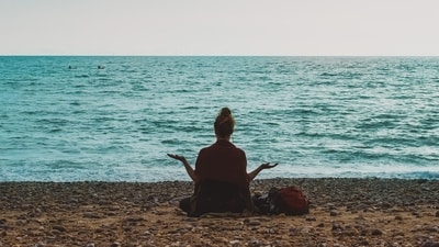 Why do u cry during meditation (Unsplash) Why do u cry during meditation (Unsplash)