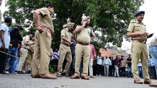 According to the complaint, Neera suspected that the maid, Sunita, had stolen her jewellery after it went missing from the house. She had gone to question the maid, who lived on the upper floor of a nearby house, the SHO said.