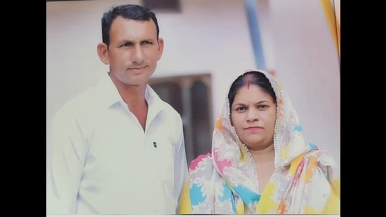 A couple was killed after the concrete roof of a room near their agricultural fields collapsed in Baraundi village under Ladwa subdivision of Kurukshetra district in the early hours of Tuesday. The deceased were identified as Karnail Singh (50) and his wife, Jaswinder Kaur (45). (HT Photo)