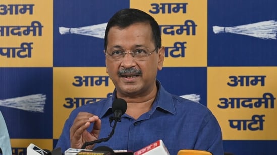 Kejriwal, 100 others begin march to PM Modi's residence over E20 petrol