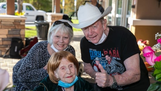 Dory Frank Jr. (Right) with his wife Marti (L) and their aunt, Mary (M).(@dory_frank/ Instagram)