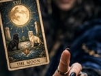 5 subtle things tarot readers may notice about you immediately, but might not always mention