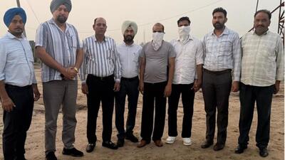 The accused in the custody of Punjab Vigilance Bureau. (HT)