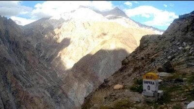 The association requested the Government of India, the Union ministry of finance, the Central Board of Indirect Taxes and Customs (CBIC), and the GST Council to extend IGST exemption to goods imported through the notified Indo-China Border Trade Route via Shipki La, on the same lines as the Customs Duty exemption already available. (File) The association requested the Government of India, the Union ministry of finance, the Central Board of Indirect Taxes and Customs (CBIC), and the GST Council to extend IGST exemption to goods imported through the notified Indo-China Border Trade Route via Shipki La, on the same lines as the Customs Duty exemption already available. (File)