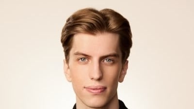 Mr Aschenbrenner is in his mid-20s and runs Situational Awareness, a hedge fund—named without irony—which posted a loss of 67% in July. Mr Aschenbrenner is in his mid-20s and runs Situational Awareness, a hedge fund—named without irony—which posted a loss of 67% in July.