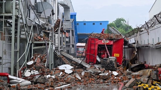 The fire broke out at around 3am at a two-storey manufacturing unit of ILJIN Electronics, which manufactures electronic chips and printed circuit boards (PCBs), in Udyog Kendra-2, Ecotech-3. (HT Photo/Sunil Ghosh)