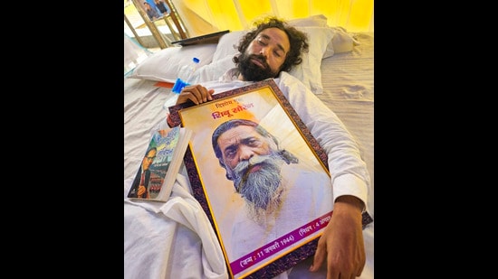 Student leader Devendra Nath Mahto has been on a hunger strike since August 2 at Ranchi’s Jaipal Singh Munda Stadium to protest against the alleged recruitment irregularities (PTI)