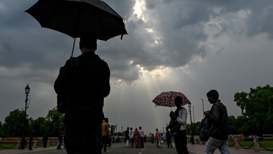 The current list of notified disasters has 12 entries: cyclone, drought, earthquake, fire, flood, tsunami, hailstorm, landslides, avalanches, cloudburst, pest attack, and frost and cold waves.