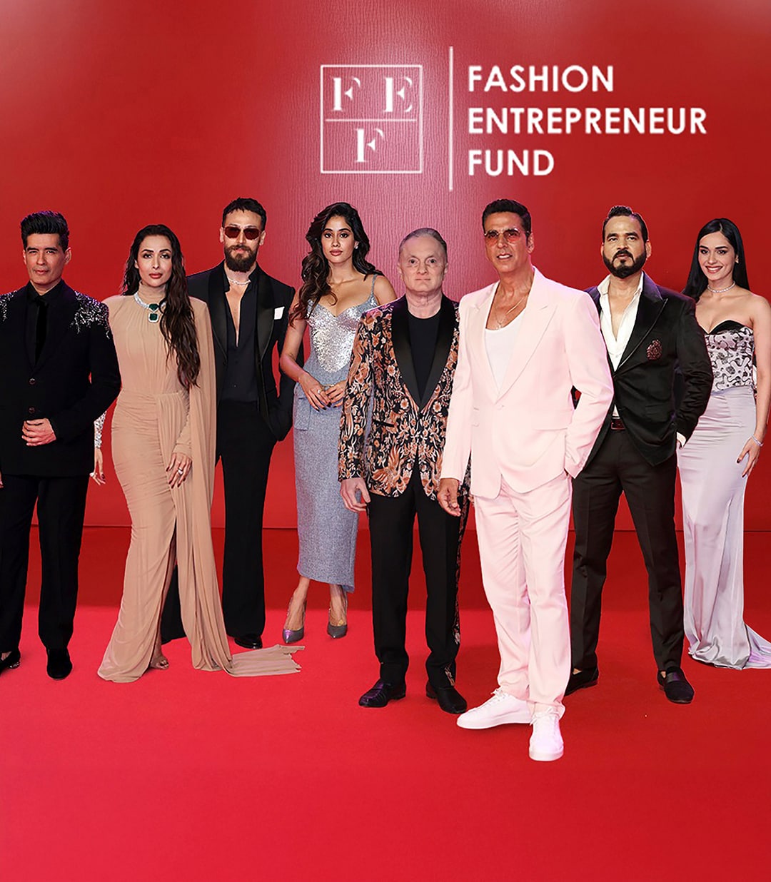 Manish Malhotra (Fashion Designer), Malaika Arora (Actor), Tiger Shroff (Actor), Janhvi Kapoor (Actor), Gautam Singhania
(Managing Director of the Raymond Group), Akshay Kumar, (Actor), Sanjay Nigam (Founder, Fashion Entrepreneur Fund, and
Manushi Chhillar (Actor and Miss World 2017) Manish Malhotra (Fashion Designer), Malaika Arora (Actor), Tiger Shroff (Actor), Janhvi Kapoor (Actor), Gautam Singhania
(Managing Director of the Raymond Group), Akshay Kumar, (Actor), Sanjay Nigam (Founder, Fashion Entrepreneur Fund, and
Manushi Chhillar (Actor and Miss World 2017)