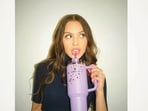 Everyone wanted a Stanley tumbler with straw charms in 2024. But now we’re over it. (INSTAGRAM/@OLIVIARODRIGO)