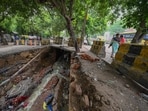 Residents said the brick-lined structure was in poor condition and warned that vendors operating on the slab faced serious safety risks. (Parveen Kumar/HT)