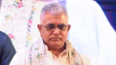 পুলিশের বিরুদ্ধে বিস্ফোরক মন্ত্রী দিলীপ ঘোষ (PTI) পুলিশের বিরুদ্ধে বিস্ফোরক মন্ত্রী দিলীপ ঘোষ (PTI)